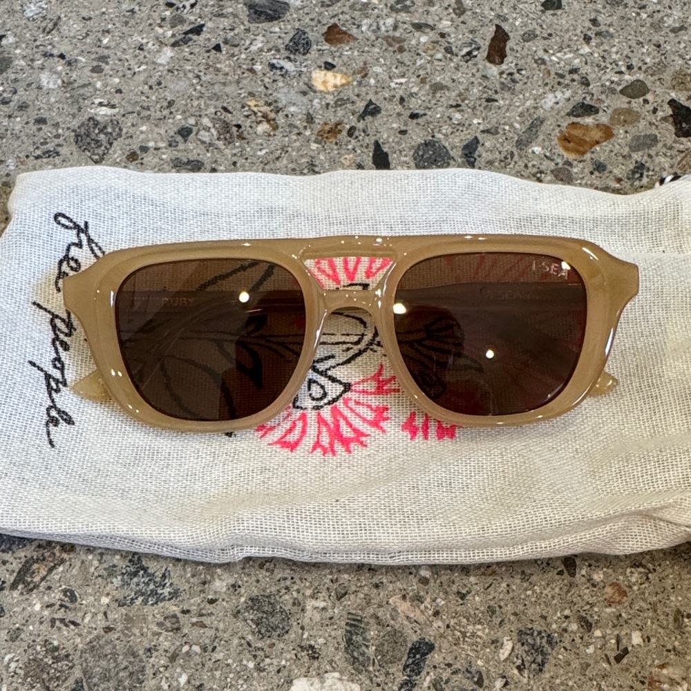 I-Sea Beige Transparent Frame Sunglasses with Brown Lenses